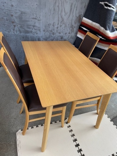 カリモク椅子／4脚セット