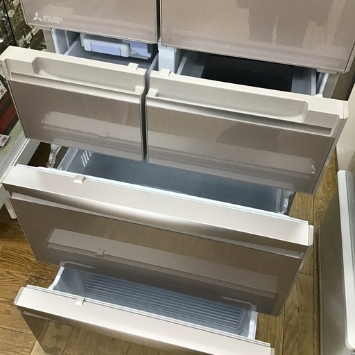 #F-21【ご来店頂ける方限定】MITUBISHIの6ドア冷凍冷蔵庫です