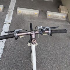 クロスバイクCYlVA、ｆ２４の画像