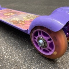 ラプンツェル　キックボードの画像