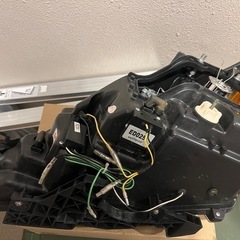 レクサスISヘッドライト左右セットの画像