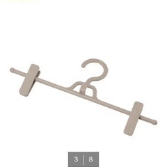【新品】150円（元値599円）ニトリ 連結できるスカートズボンハンガー5本組①の画像