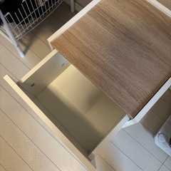 サイドテーブルの画像