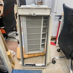 コロナ 窓用 冷暖房 2019 窓枠 エアコン 中古 家電 仙台 ルームエアコン CWH-A1819の画像