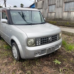 NISSANキューブ　走行64000キロ