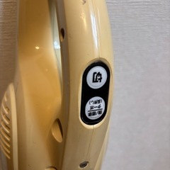 マキタ　コードレス掃除機　スタンド付の画像