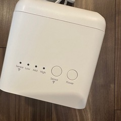 【引き取り限定】セラミックヒーターの画像
