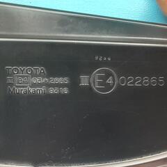 プリウス【ZVW30】運転席側ドアミラーの画像