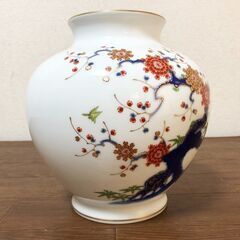 有田焼深川製磁 梅牡丹花瓶 花生美品 壺 葉隠焼物花柄 和柄 宮内庁御用達 昭和レトロ 骨董品 アンティーク飾りの画像