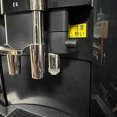 JURA ユーラ E6 全自動コーヒーマシーンの画像