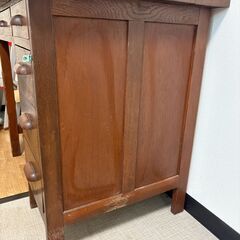 懐かしの木製デスクの画像
