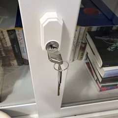 書類棚（鍵付き）