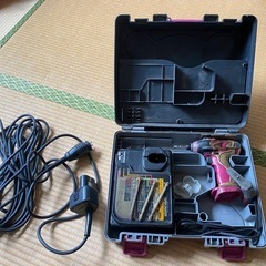 　HITACHI　インパクトドライバー