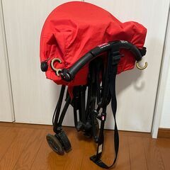 クイニー ジャズ（Quinny Yezz）赤がおしゃれなバギー・ベビーカー　まだまだ使えます。の画像