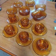 昭和レトロ　飴色食器集めました。