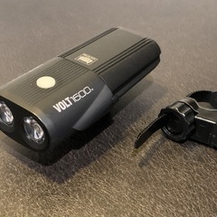 キャットアイVOLT1500ライト