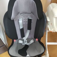 【値下げ、バラ売り可】ベビースイングラック(コンビ)、チャイルドシート(エールベベ)、バンボ、3点セットの画像