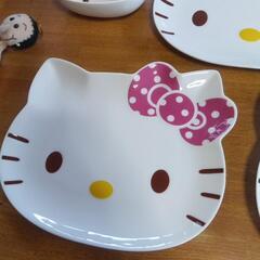 ハロ〜　キティで〜す　盛り皿　お茶セットで　如何ですか？の画像