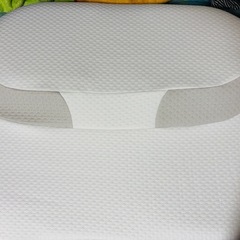 ニトリ　肩・首・背中も支えるまくら