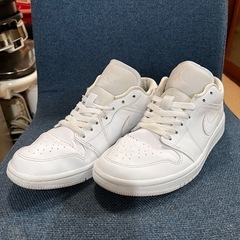 NIKE ナイキ スニーカー 靴 エアジョーダン 1 ロー 55...