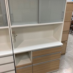 取りに来れる方限定！松田家具のレンジボードです！