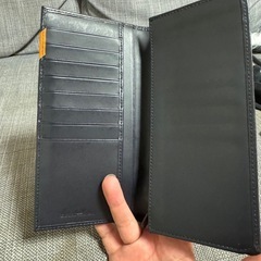 Emporio Armani 長財布の画像