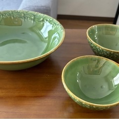 ジェンガラ　お皿　お茶碗セット