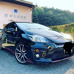 TOYOTA トヨタ プリウス Gs