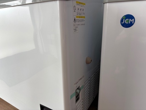 業務用大型冷凍庫　jcmcs-330L LED付き
