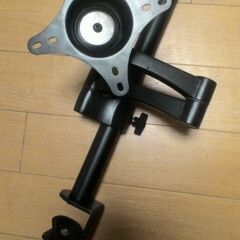 モニターアーム
