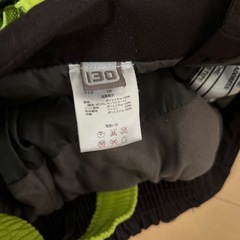 スキーウェア下の画像