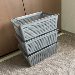 スタックトレーメタルハンドル付 深型 A4対応　3個