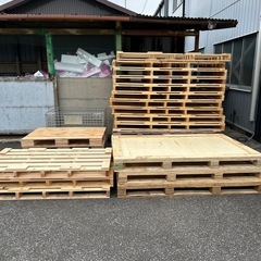 木パレットの画像