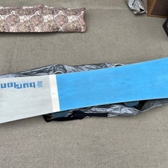 バートン スノーボードの画像