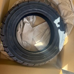 スクーター用タイヤ90/90-10の画像