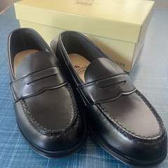 靴　ローファー 22cm