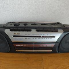 AIWA CS-W520 ダブルカセット搭載・ラジカセ

の画像