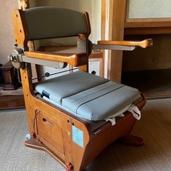 家具調　介護用トイレ