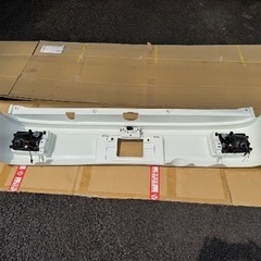 エブリイ　バン　DA17V  リアバンパー　テールランプ付き ホ...