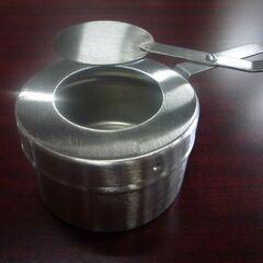ステンレス製 チューフィング用 固形燃料ボックス 4個セット 直径9.3cm 調理器具 燃料缶ホルダー ホテル 飲食店 札幌市東区 新道東店の画像