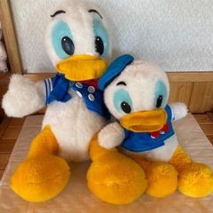 ドナルドダッグ　ぬいぐるみ　2つセットの画像