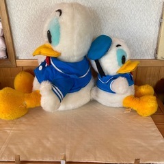 ドナルドダッグ　ぬいぐるみ　2つセットの画像