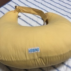 ベビハグ　授乳クッション