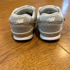 New Balance 996 キッズスニーカー 13cmの画像