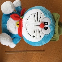 ドラえもんのぬいぐるみ
の画像