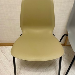 IKEA LEIFARNE 椅子 2脚セット グレー・カーキの画像