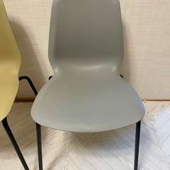 IKEA LEIFARNE 椅子 2脚セット グレー・カーキの画像