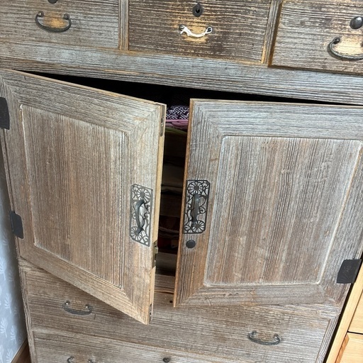 桐箪笥昭和初期レトロ (みや) 行方の収納家具《タンス、衣類収納