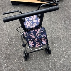 tacaof シルバーカー　歩行器の画像