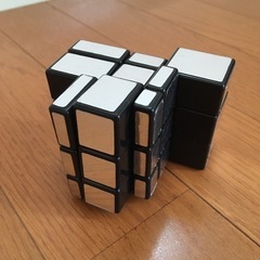 ルービックキューブ6個の画像